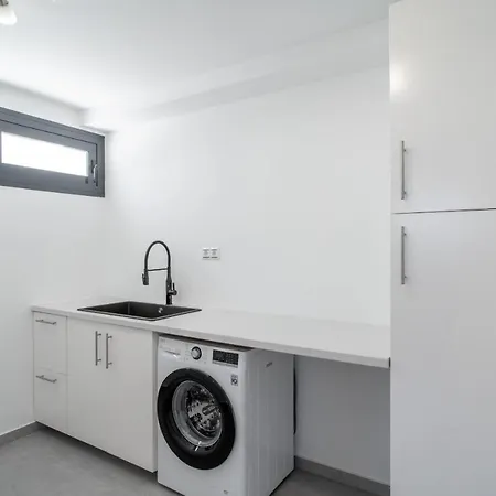 וילה Luxuria Private Pool *