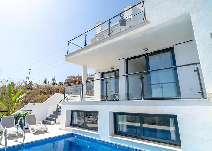 Villa Luxuria Private Pool Nerja