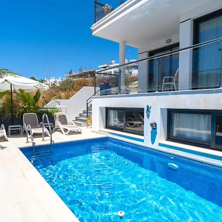 Luxuria Private Pool Nerja