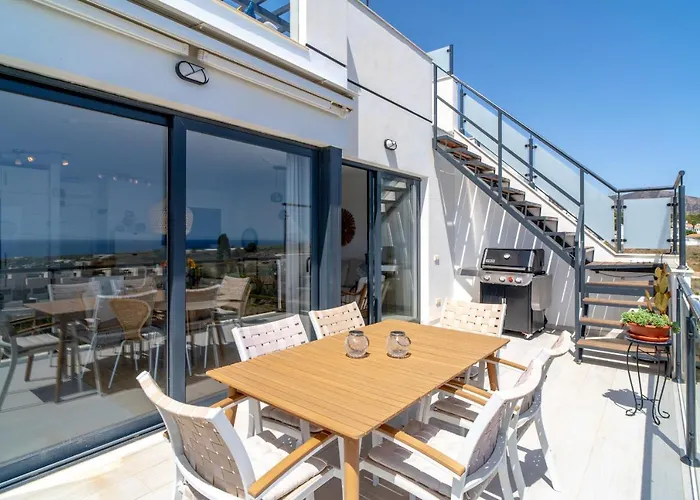 Luxuria Private Pool *