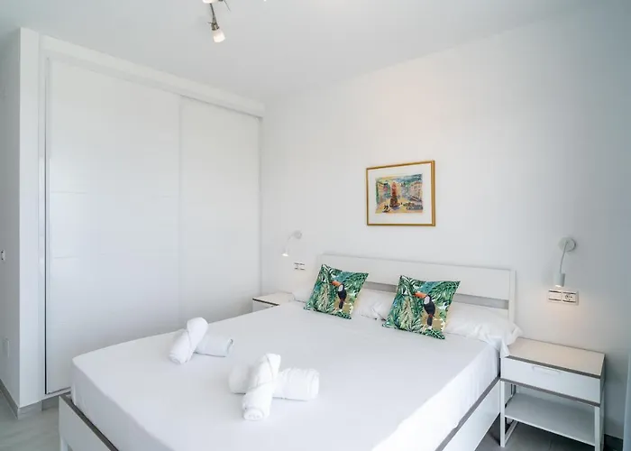 Luxuria Private Pool