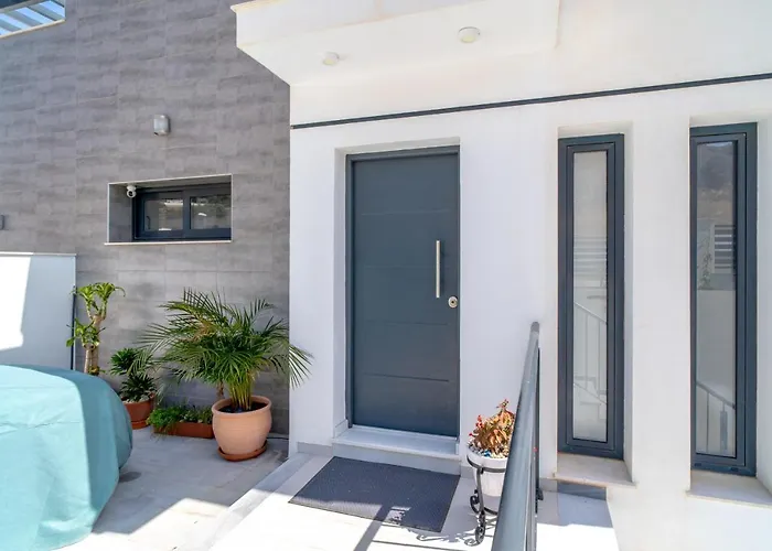 Luxuria Private Pool Nerja