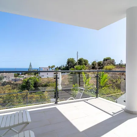 Luxuria Private Pool Villa